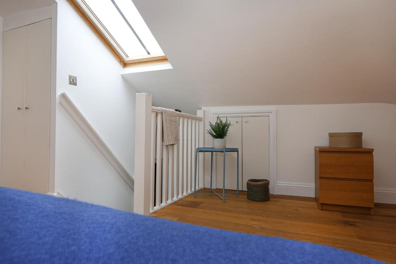 Apartment Bright And Modern 2 Bed Flat